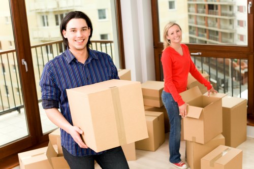 Local removal truck hire service supporting a smooth Westhampstead relocation